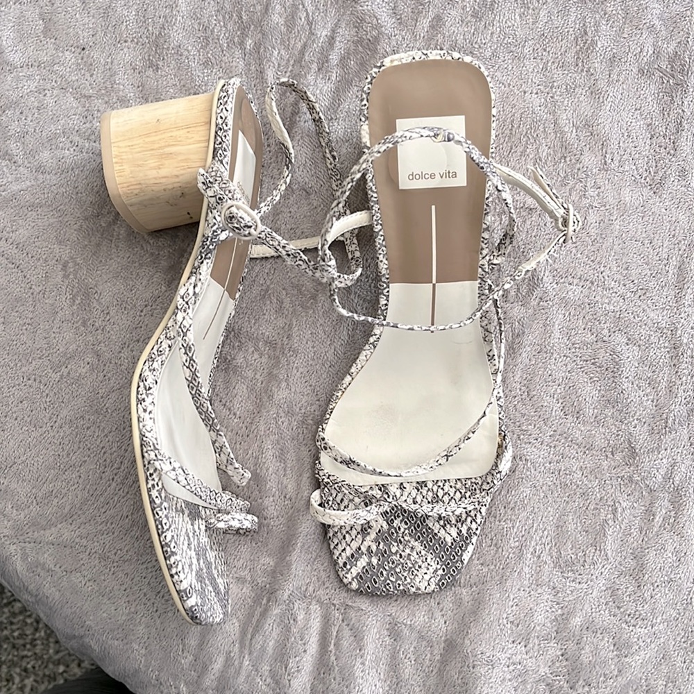 Adorable, snake print, heeled sandal by Dolce Vita! Excellent condition